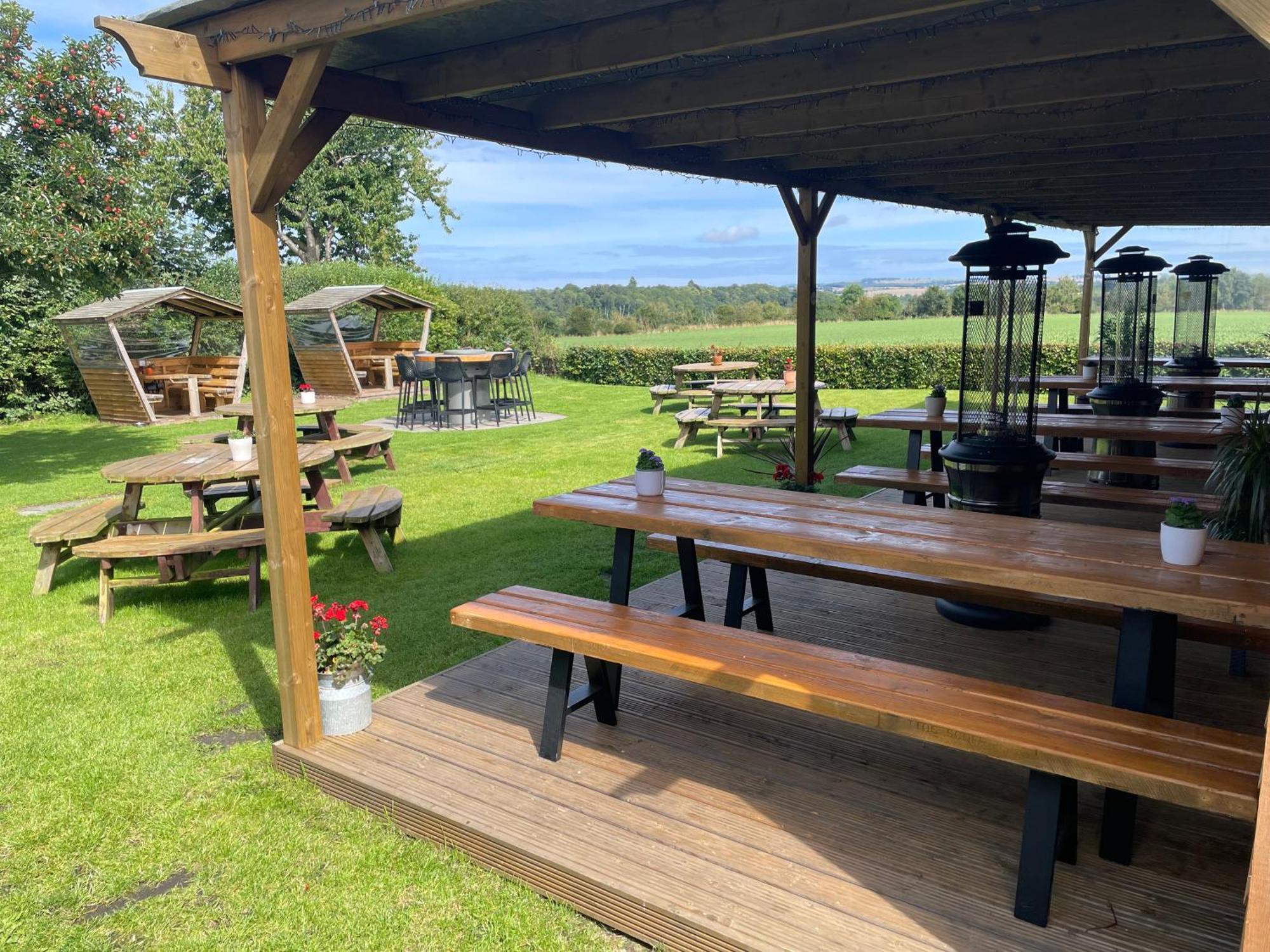 Allanton Inn Екстериор снимка